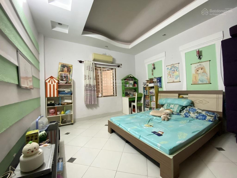 Bán nhà mặt tiền Đông Hồ, Quận 8, 4 tầng, đường nhựa 20m, Nhỉnh 9 tỷ