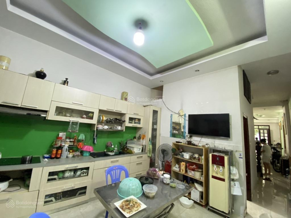 Bán nhà mặt tiền Đông Hồ, Quận 8, 4 tầng, đường nhựa 20m, Nhỉnh 9 tỷ-3