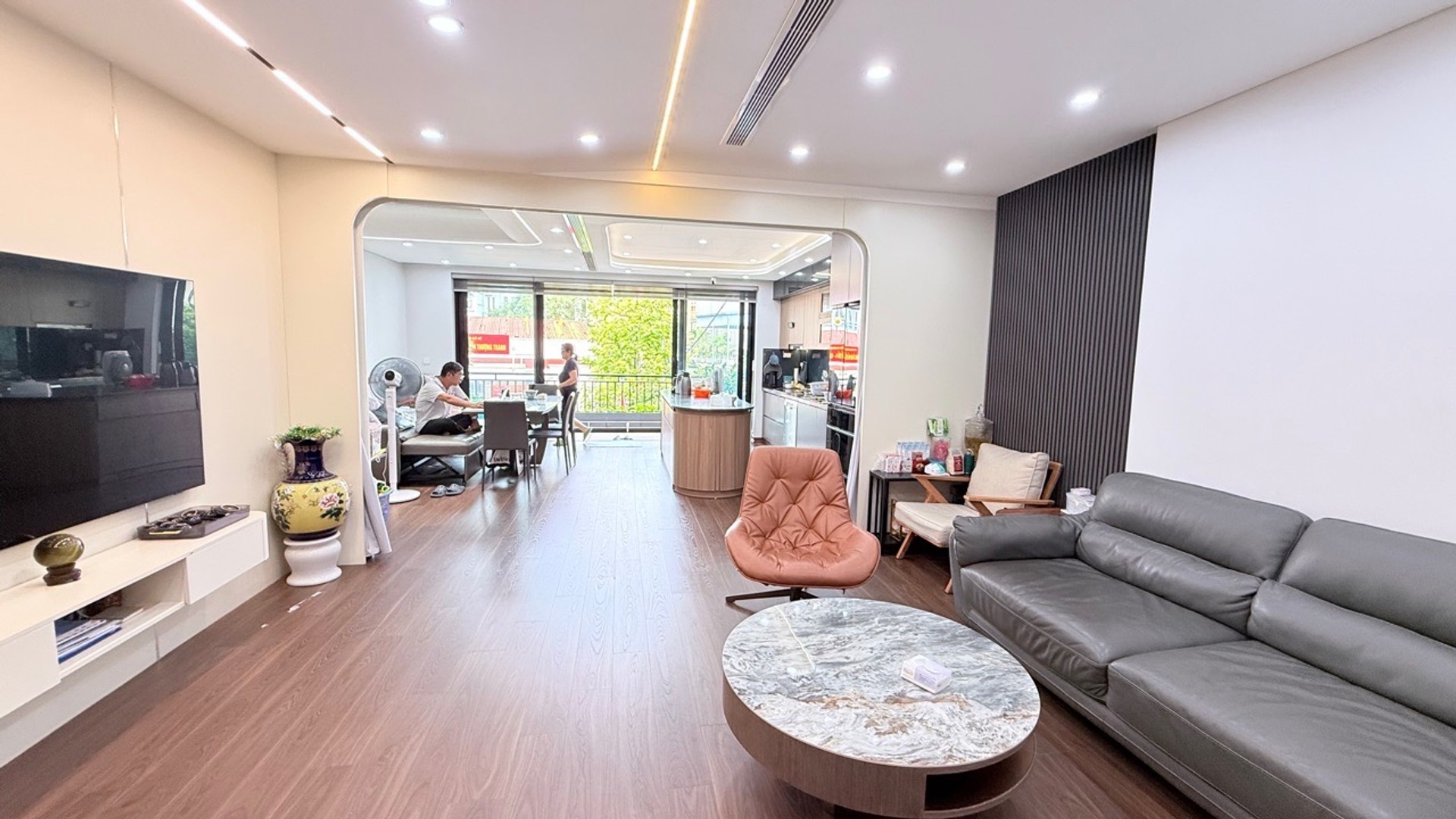 BÁN NHÀ BỒ ĐỀ,LONG BIÊN 80M2, 6 TẦNG THANG MÁY DÂN XÂY- GARA Ô TÔ- 19.8 Tỷ