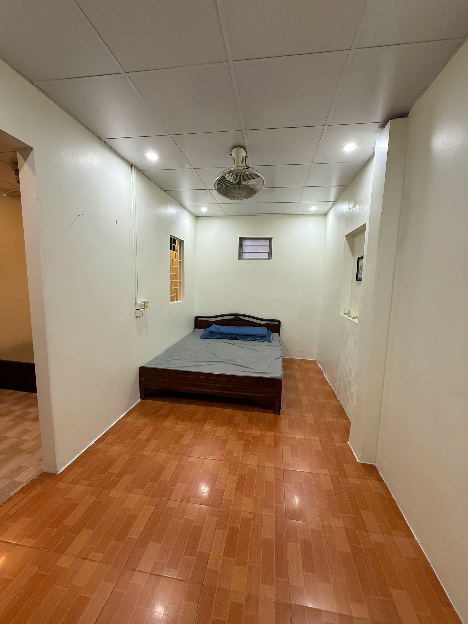 CHO THUÊ NHÀ NGUYÊN CĂN – CÁCH MẶT HỒ TÂY CHỈ 10M