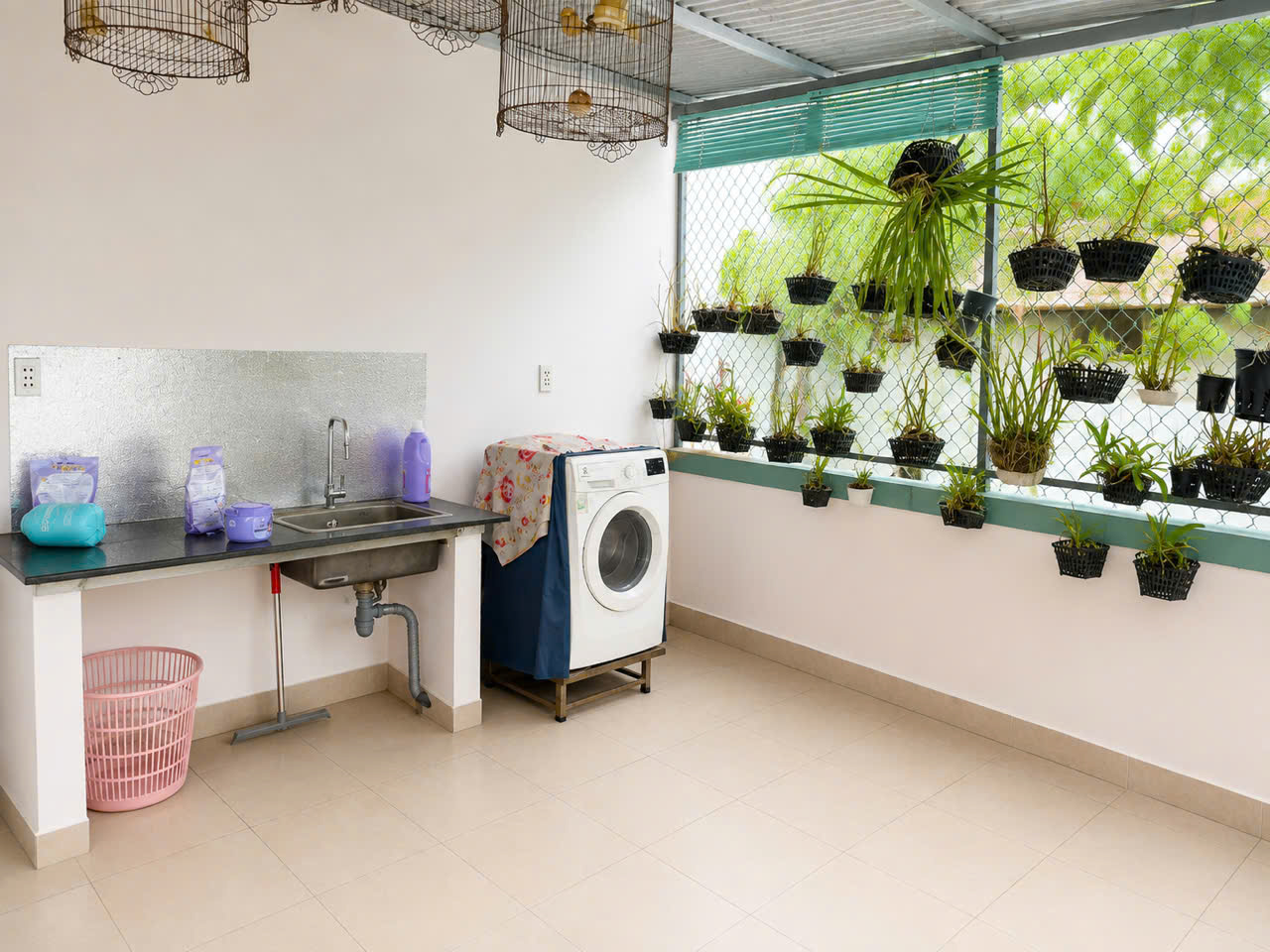 CHO THUÊ PHÒNG 20M² - MẶT TIỀN TÂN KỲ TÂN QUÝ - GẦN AEON - 4.5TR/THÁNG