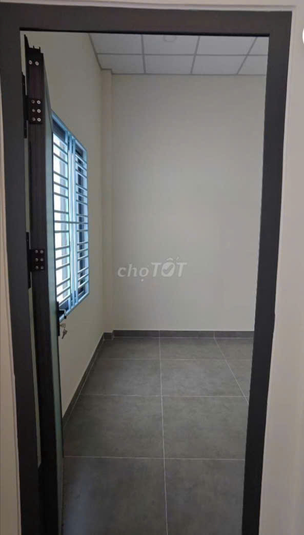 Cho thuê nhà mặt tiền KD 37 Đường 882, P. Phú Hữu Q9