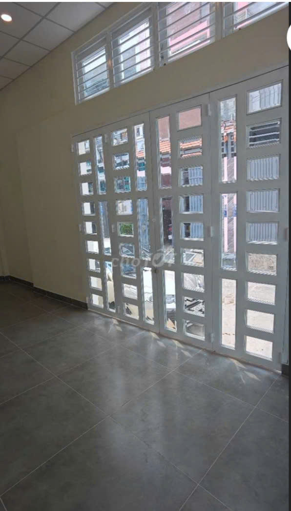 Cho thuê nhà mặt tiền KD 37 Đường 882, P. Phú Hữu Q9