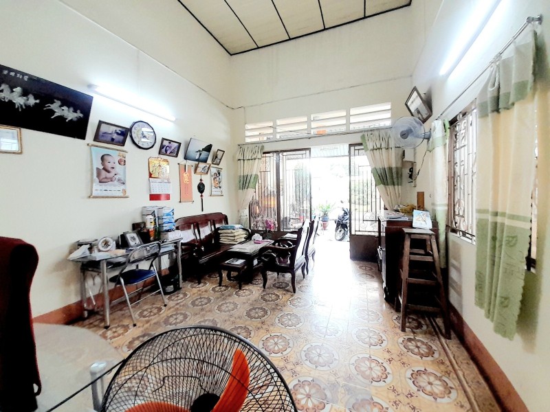 Bán nhà đường Số 8, Linh Xuân, Thủ Đức, TP HCM. DT 125m2, 2 tầng, sổ hồng riêng, giá 5,68 tỷ.