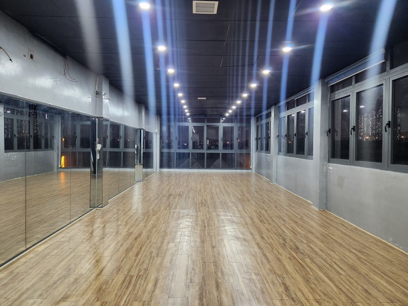 Bán nhà mặt phố đường Số 5, Linh Xuân, Thủ Đức, TP HCM. DT 250m2, 5 tầng, giá 15.9 tỷ, sổ hồng chính chủ.-3