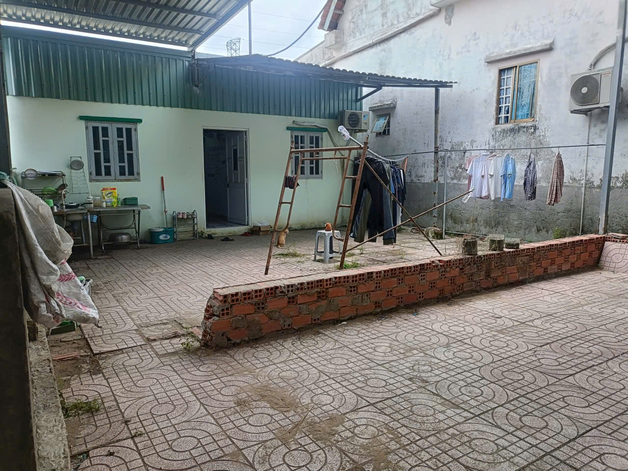 Chính chủ bán đất tặng nhà tại Lương Hòa, Bến Lức - Vị trí rất đẹp - Đường 6m, xe tải 6 tấn