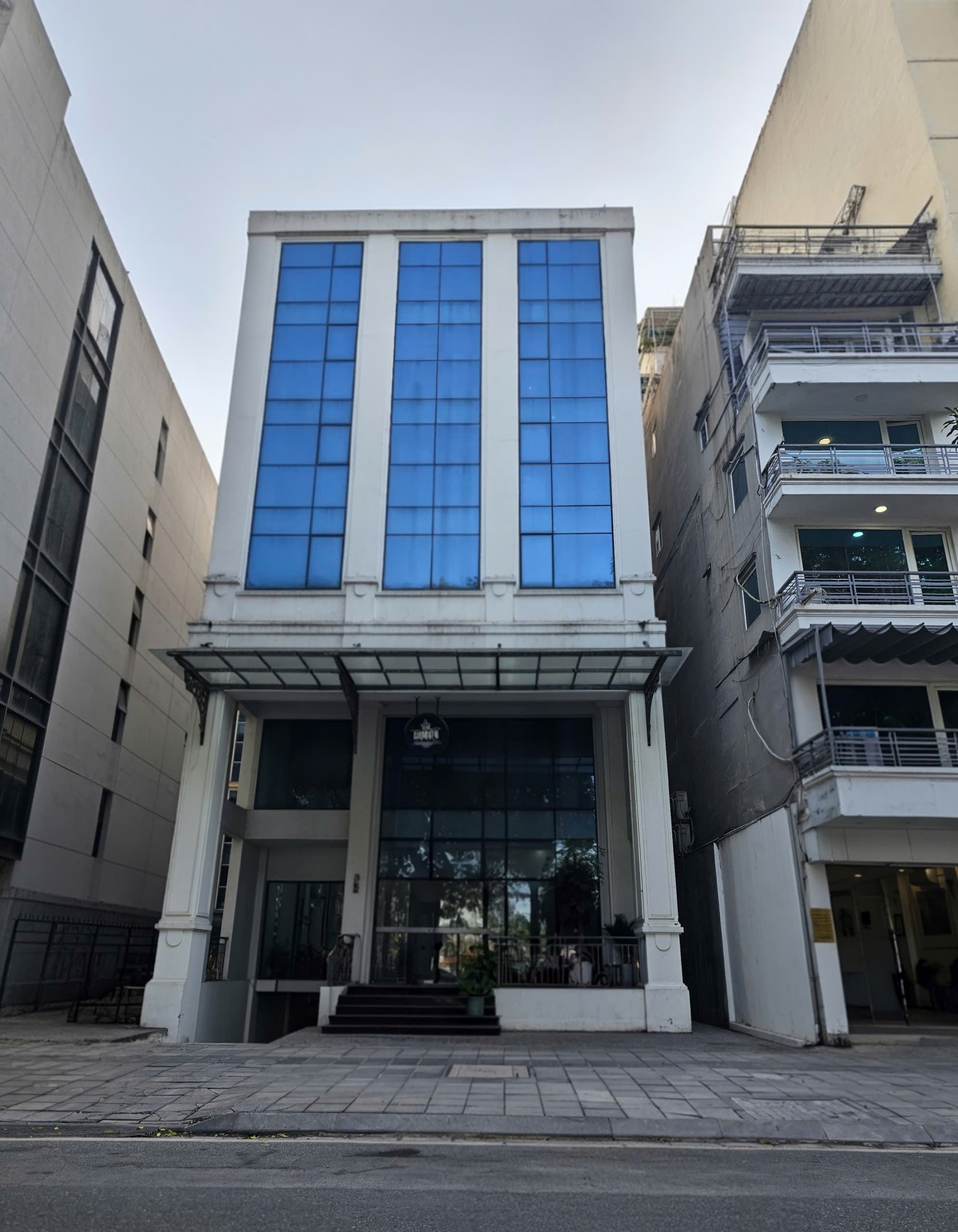 Nhà tôi cho thuê nhà, 106m2- 6T, Hàng Gai, Hàng Hòm, Hàng Bông -43 tr