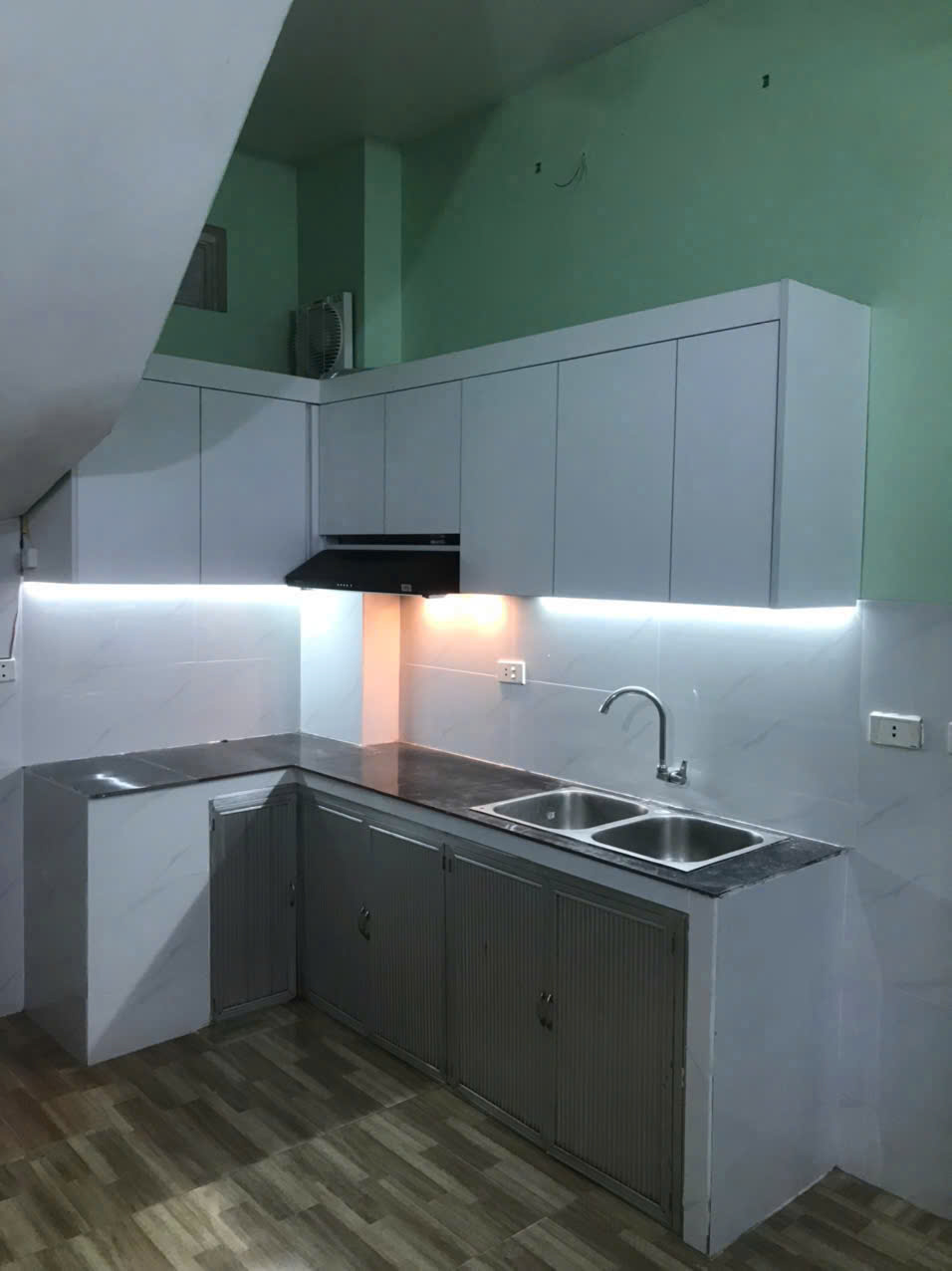 CHÍNH CHỦ CHO THUÊ NHÀ NGUYÊN CĂN 4 TẦNG – TÂN TRIỀU, HÀ NỘI