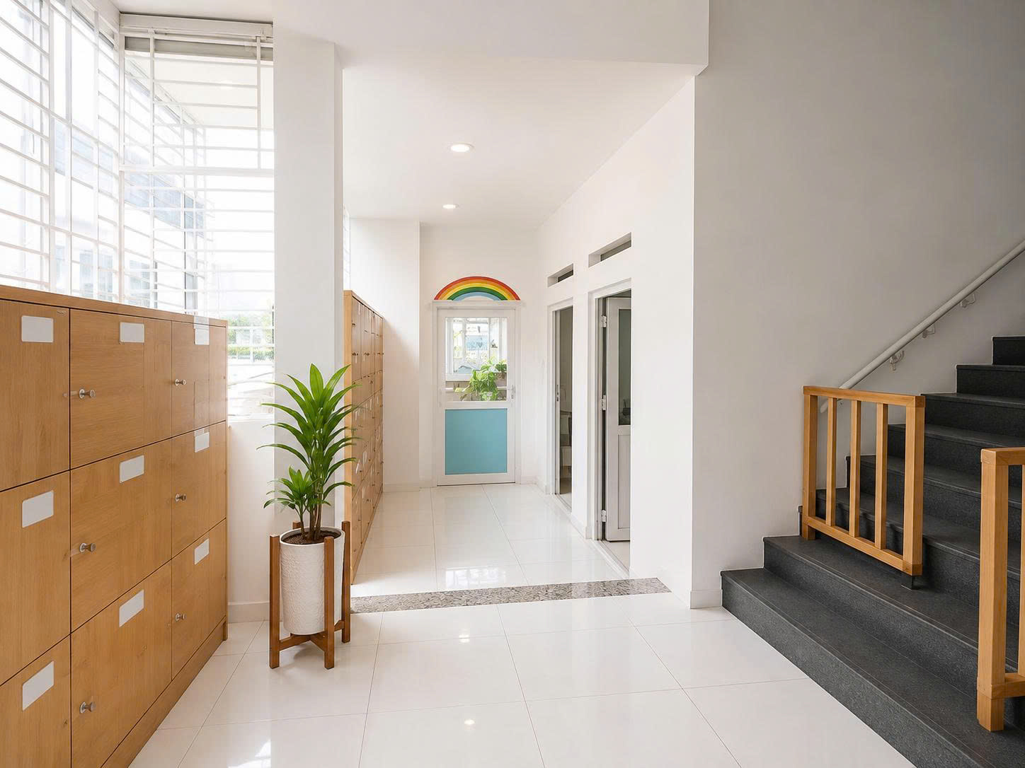 Hạ sâu 8 Tỷ, Bán nhà 2 Mặt tiền Nhiêu Tứ - giao Phan Xích Long, 7x19,5m, 5 tầng, 25,5 Tỷ