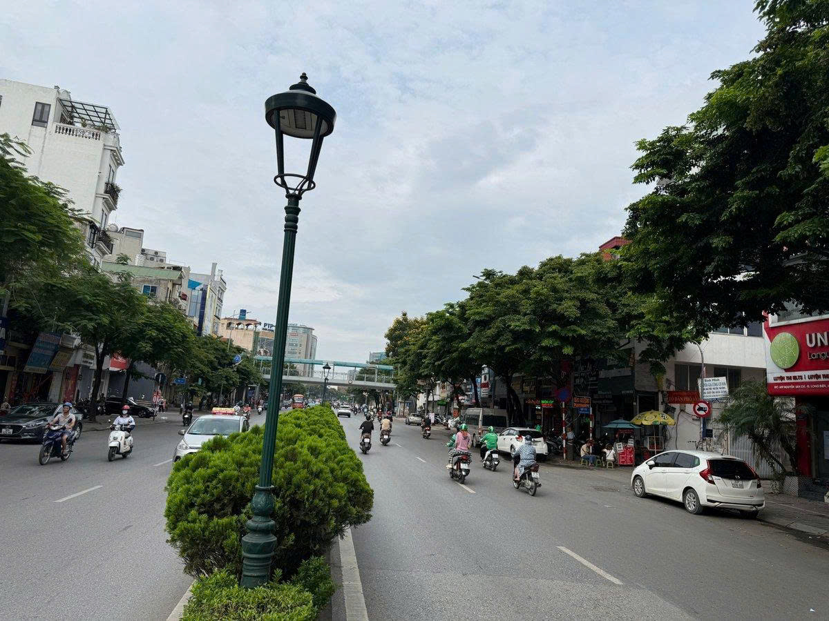 Bán Nhà Mặt Phố Cổ Linh, Long Biên 135M2 Mặt Tiền 12m Vi Hè 10m Kinh Doanh 59 Tỷ-3