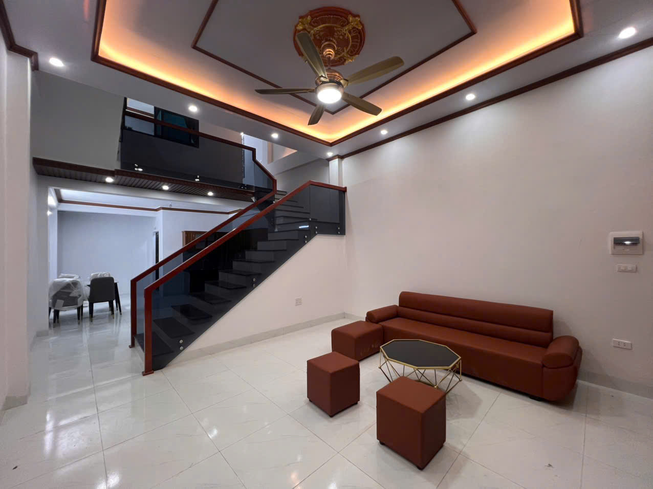 CHÍNH CHỦ CẦN BÁN NHÀ MỚI ĐẸP 3 TẦNG – 30 BÀ HUYỆN THANH QUAN - P.NGỌC TRẠO - THANH HÓA