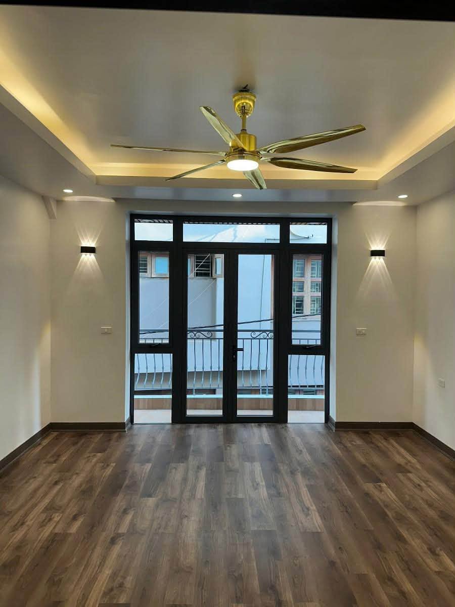 NHÀ ĐẸP XUÂN ĐỈNH, BẮC TỪ LIÊM – GARA Ô TÔ – 70 M2  – 6 TẦNG THANG MÁY - MT 5M - 294 TRIỆU/M²