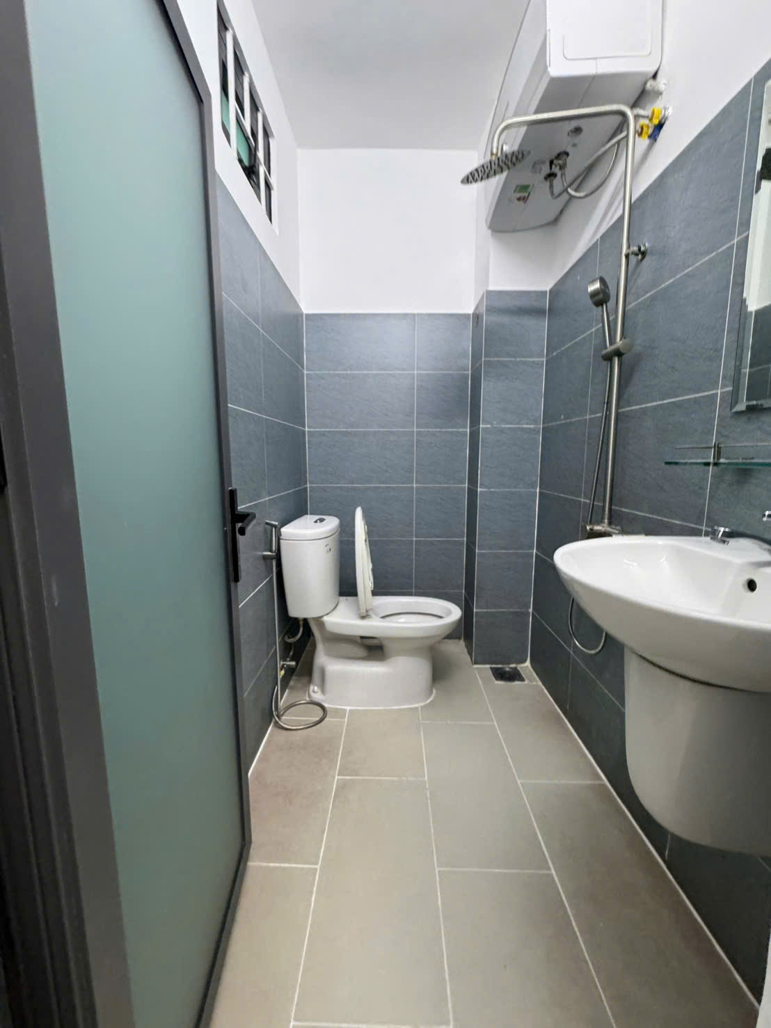 Bán nhà chính chủ hẻm 4m đường Âu Dương Lân.-4