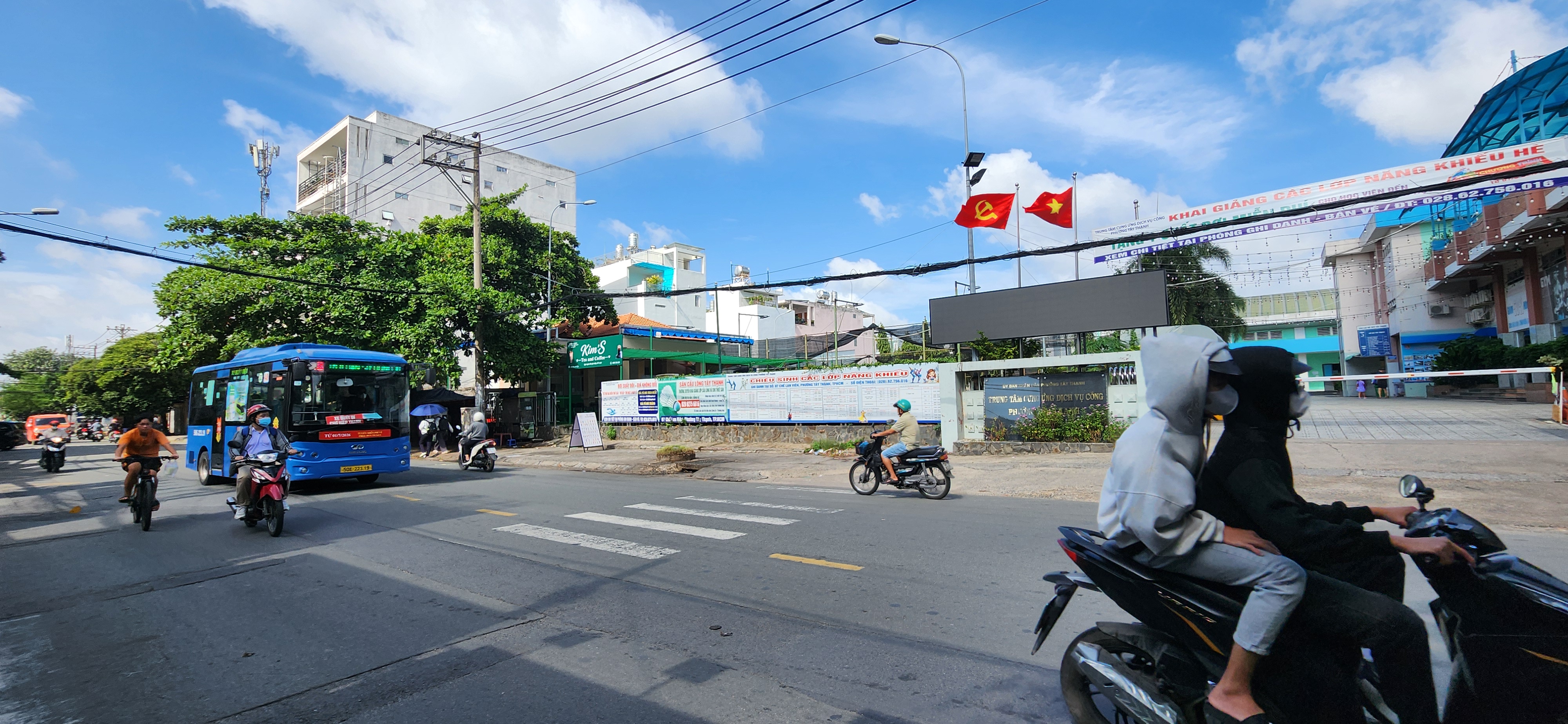 Cho Thuê Nhà Mặt Tiền Dương Đức Hiền 182m² - NGANG 7M - GẦN AEON