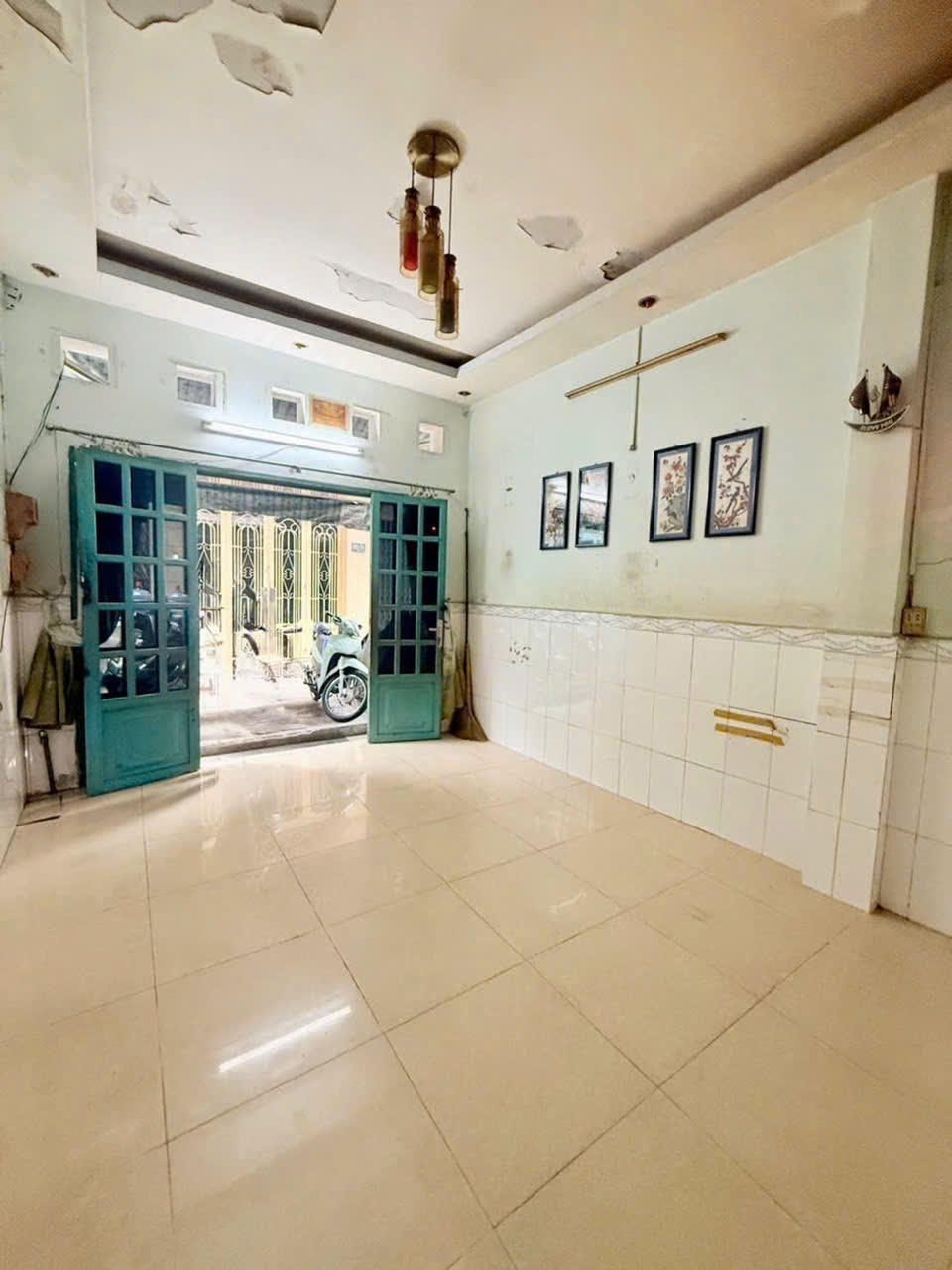🎉 BÁN NHÀ CÁCH MẶT TIỀN ĐƯỜNG XE HƠI CHỈ 20M- NGANG 3.6M- TRƯỚC NHÀ RỘNG 4M- CHỈ 3.9T- TỌA LẠC TRỤC Đ.ĐOÀN VĂN BƠ- XÓM CHIẾU - TÔN ĐẢN- NGUYỄN TẤT THÀNH🥰-3