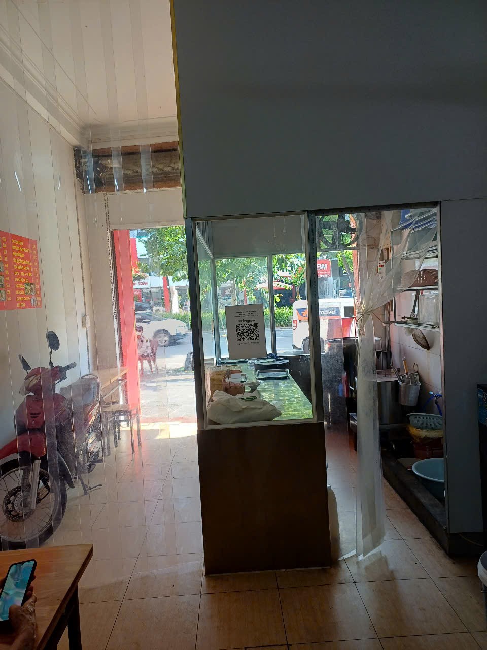 MẶT BẰNG ĐẸP- GIÁ TỐT -Sang Nhượng Cửa Hàng Phở Đường Nguyễn Khánh Toàn, Cầu Giấy, Hà Nội