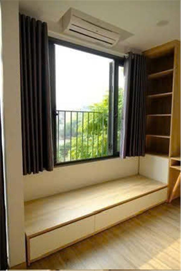 Cho thuê studio full nội thất sạch sẽ, ban công thoáng mát võng thị ,tây hồ