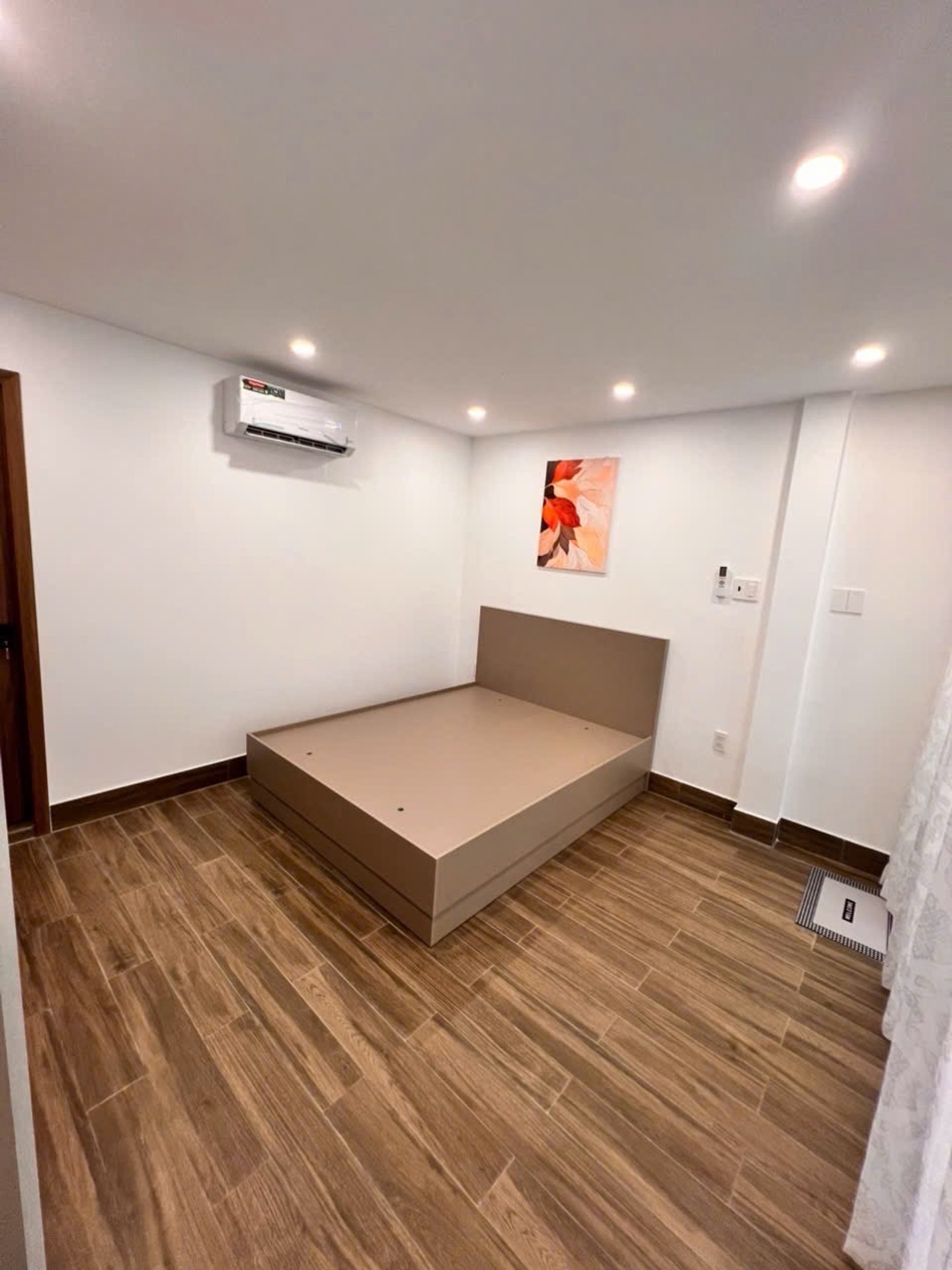 NHÀ PHÚ THỌ HÒA SÁT MẶT TIỀN - 2 TẦNG MỚI TINH - 33M2 - GIÁP CÁC QUẬN TRUNG TÂM - CHỈ NHỈNH 4 TỶNHỎ XÍU.-3