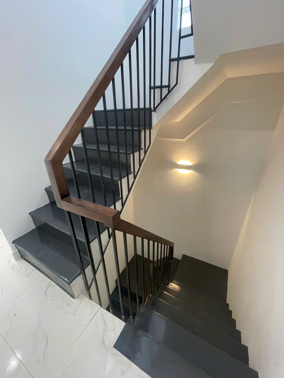 🎯 SIÊU PHẨM LÕI Q3! BÁN NHÀ NGUYỄN THIỆN THUẬT HẺM 8M - VUÔNG VỨC 41M² - 4 TẦNG - CHỈ 13 TỶ TL-3