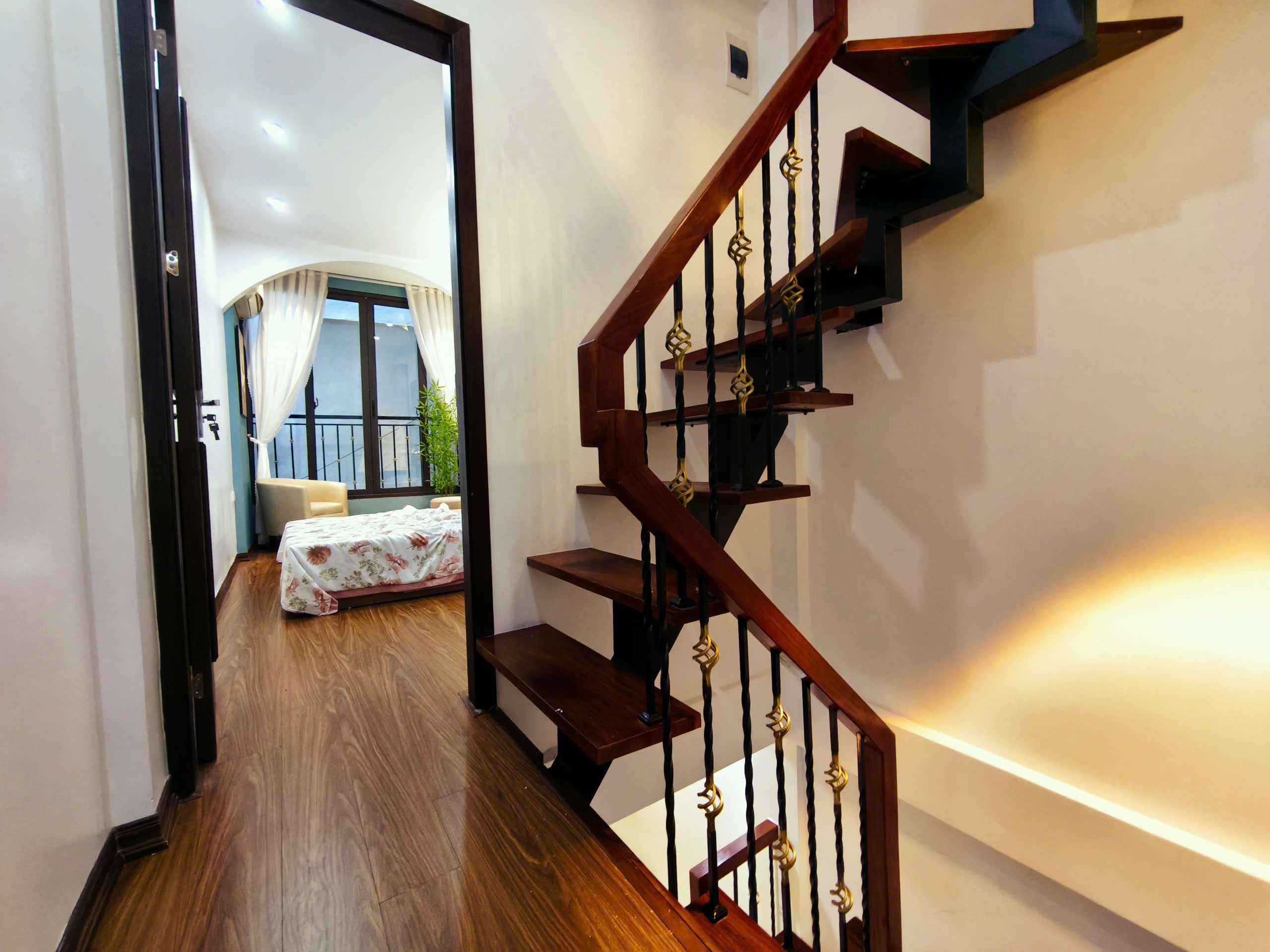 🔥 PHÂN LÔ NÚI TRÚC – BA ĐÌNH  26M² × 7 TẦNG – Ô TÔ ĐỖ CỬA – Ở + KINH DOANH – 8.6 TỶ 🔥 lh 0975124520