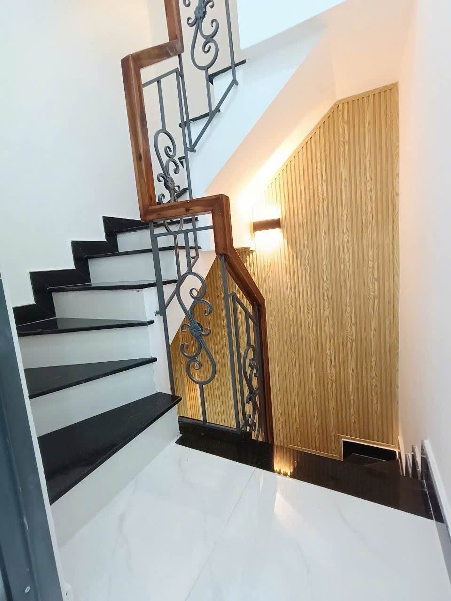 Mặt tiền kinh doanh đỉnh 3 tầng khu Bình Long- sát Tân Phú-3