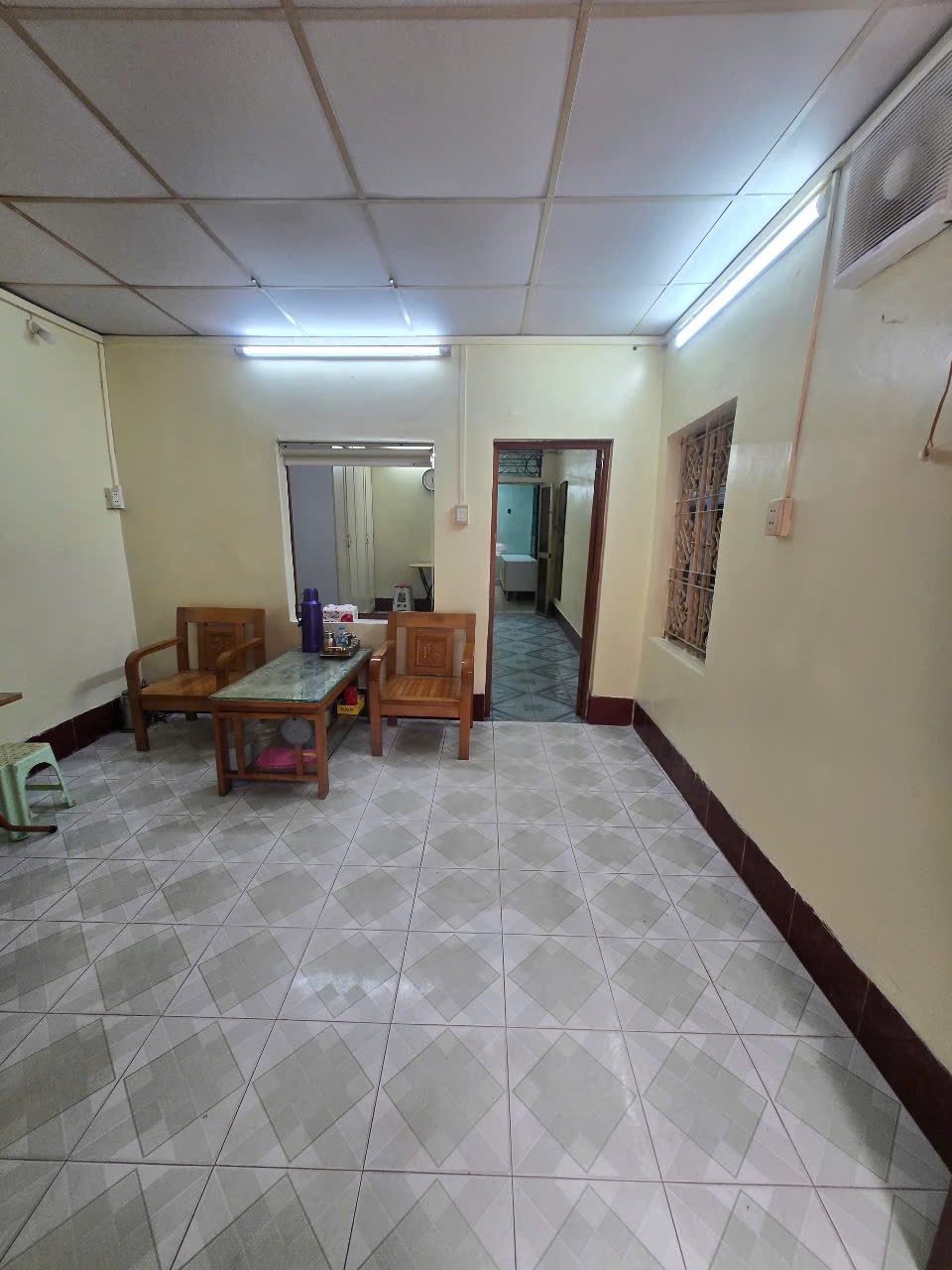 CHO THUÊ CĂN HỘ TẦNG 1 KHU TẬP THỂ 5 TẦNG QUỲNH MAI – PHƯỜNG BẠCH MAI, HÀ NỘI