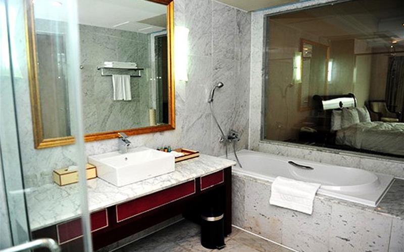 Khách sạn Grand Plaza 4