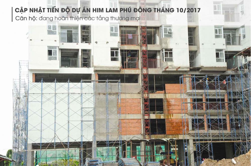 Chung cư đang được hoàn thiện các tầng thương mại