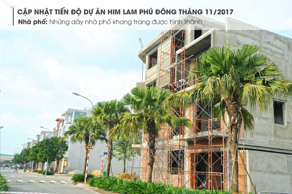 Các dãy nhà phố tại dự án đang dần được hoàn thiện