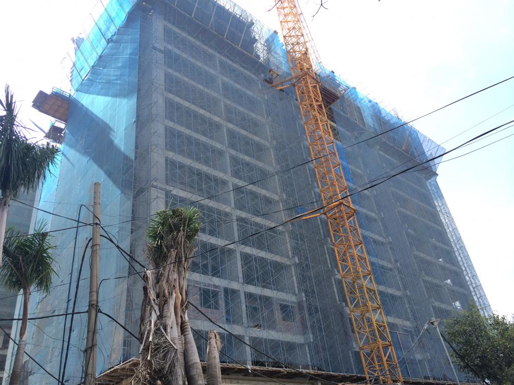 Hai tòa mặt đường Phú Lãm đã cất nóc, các tòa còn lại đang hoàn thiện các tầng cuối cùng