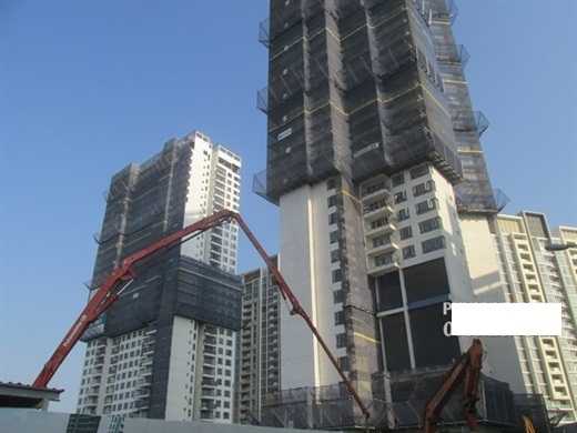 Tòa Tower 1, 2 đang trong giai đoạn hoàn thiện và tòa Tower 3, 4 đang thi công hầm 2.